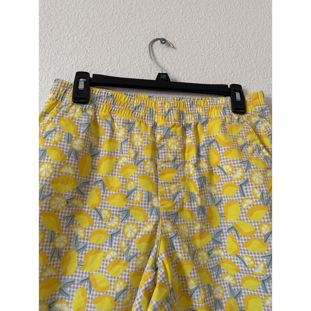 Lands End Womens Shorts Size 8 Yellow Lemon Print Mid Rise Cotton Chino - Picture 4 of 15